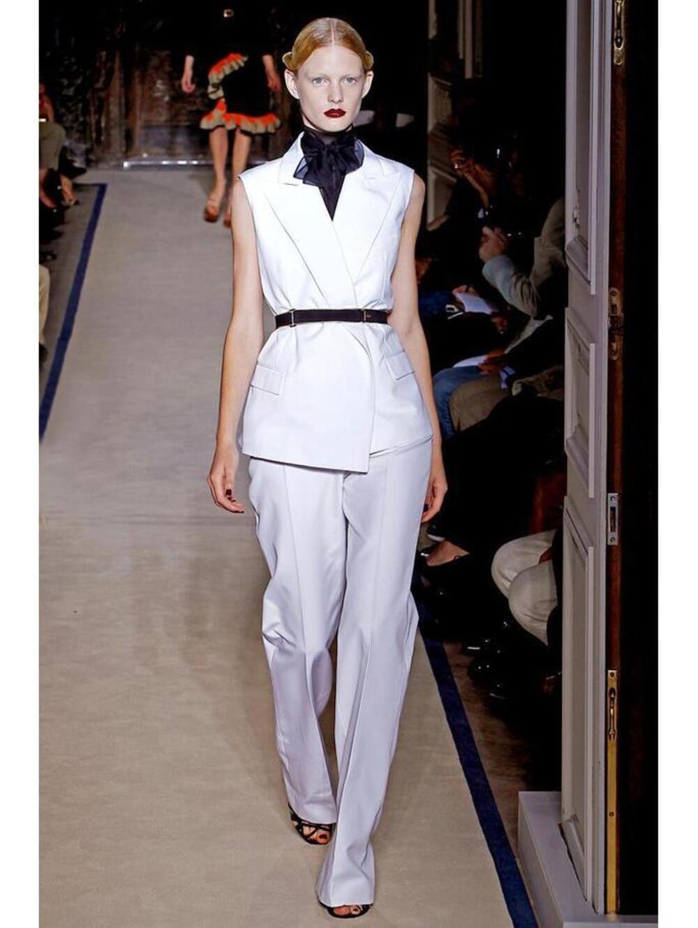 SAINT LAURENT White Sleeveless Belted Jacket Sz:F44 Retail $1,950 NEW